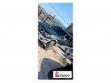 نيسان  تندر 2001