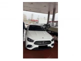 مرسيدس بنز E 300 2021 Image 2