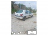 فورد فيستا 2000 Image 2