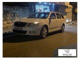 سكودا اوكتافيا 2010 Image 2