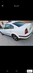 فولكسفاغن باسات 2005