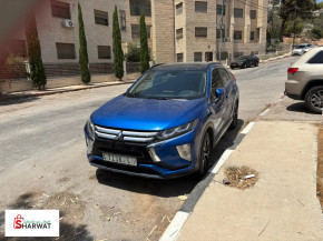 ميتسوبيشي اكلبس كروس 2019