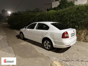 سكودا اوكتافيا 2012 Image 2