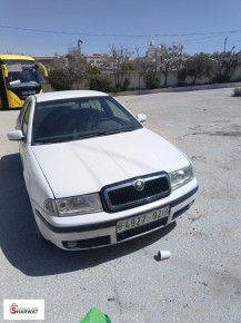 سكودا اوكتافيا 2004 Image 2