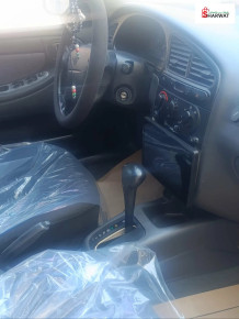 دايو لانوس 2002 Image 2