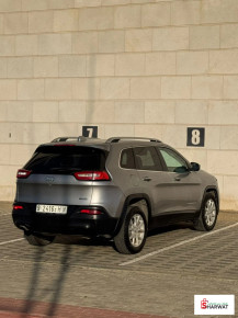 جيب شيروكى 2016 Image 3