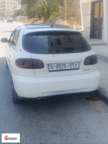 دايو لانوس 2002 Image 3