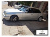 مرسيدس E270 2001 Image 3