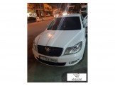 سكودا اوكتافيا 2012 Image 2