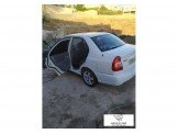 هونداي فيرنا 2002 Image 2