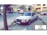 مرسيدس E200 1986