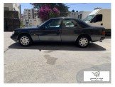 مرسيدس E200 1993