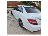 مرسيدس بنز C 250 2012 Image 2