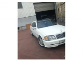 مرسيدس بنز C 220 2000