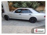 مرسيدس E200 1999 Image 3