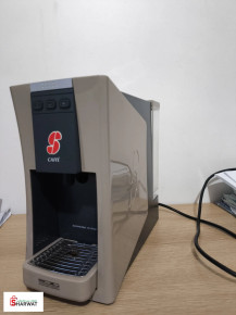 ماكينة قهوة