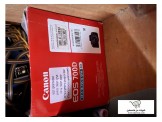 كاميرا canon 700 مع عدسة ٥٠ من ١.٨