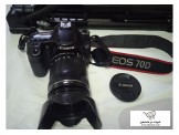 كاميرا canon eos 70D مع عدسة اوتوماتيك ١٨/١٣٥ Image 2