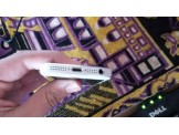 ايفون ٥ عادي لون ابيض شبه جديد Image 3