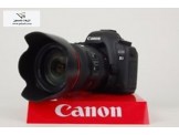 كاميرا كانون دي 5 للبيع