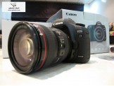كاميرا كانون دي 5 للبيع Image 2
