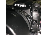 كاميرا احترافيه Nikon D7000 للبيع