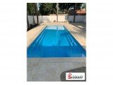 برك سباحة فيبر جلاس