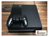 جهاز PlayStation 4 بحالة ممتازة