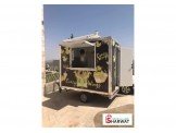 مقطورة طعام مجهزة