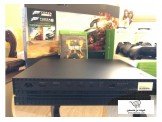 Xbox One X مستعمل خفيف شبه جديد  Image 3