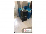 اثاث مكتبي وشاشات واجهزه كمبيوتر ...