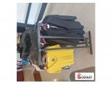 عدة محل ملابس للبيع 
