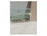طاولة عرض زجاج