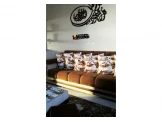 كورنر شبه جديد للبيع Image 3