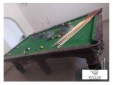 طاولة بلياردو 