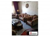 طقم كنب بحالة ممتازه جدا مع طاولة وسط جديده  Image 2