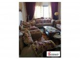طقم كنب بحالة ممتازه جدا مع طاولة وسط جديده  Image 3