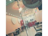 مطعم بروست ناجح للبيع بسبب عدم ال...