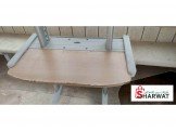 طاولة كمبيوتر + علاقات حديد  Image 2