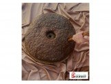 طاحونة قديمة لطحن الحبوب Image 3