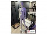 ديكور محل ملابس مستعمل مده ١١ شهر للبيع  Image 3