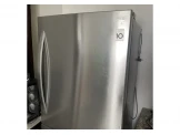 تلاجة LG للبيع