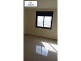 شقة ثلاث غرف غير مفروشة Image 3