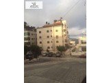 شقة ثلاث غرف غير مفروشة