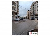 شقة ثلاث غرف غير مفروشة