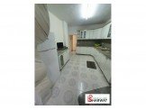 شقة ثلاث غرف مفروشة