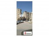 شقة خمس غرف عظم
