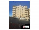 شقة أكثر من خمس غرف عظم