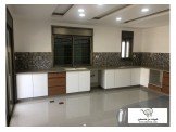 شقة ثلاث غرف غير مفروشة Image 2