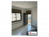 شقة ثلاث غرف غير مفروشة Image 3